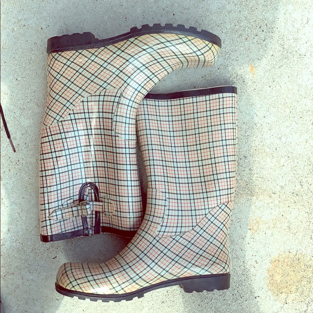Women’s patterned rainbow boots